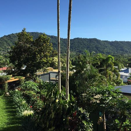 Ferienwohnung Hideaway On Hillview Cairns Exterior foto